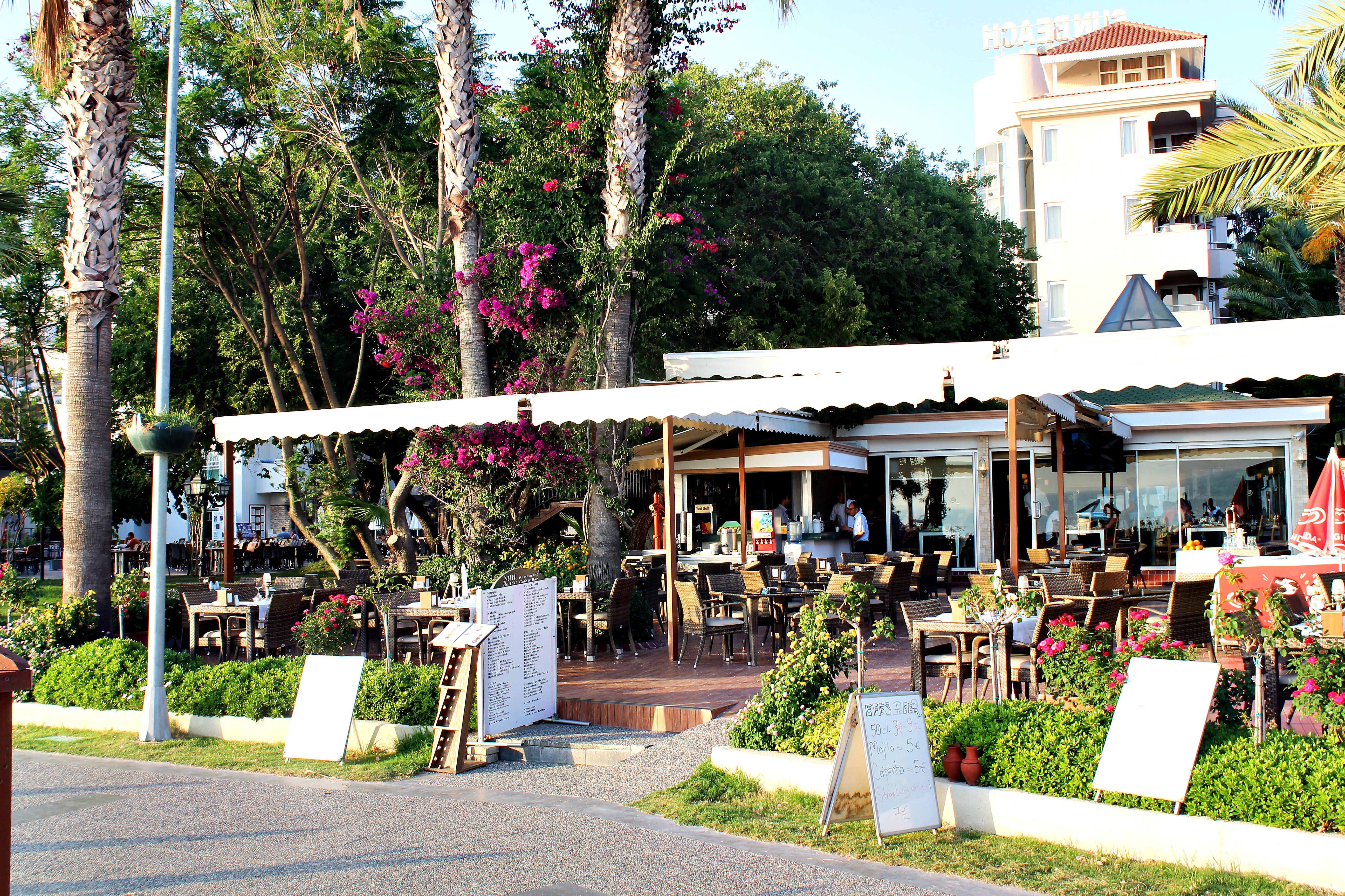 Sun Beach Hotel Side Exterior photo